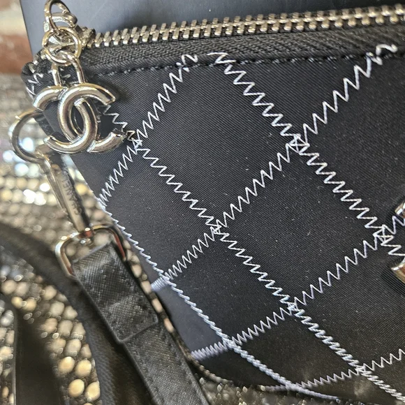 Chanel Black Clutch Bag - Picture 3 of 7